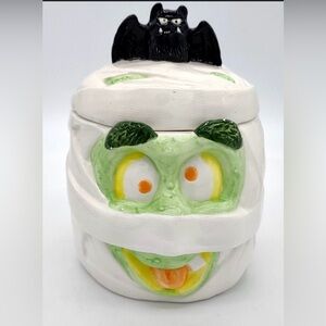 Mummy zombie Ceramic treat jar